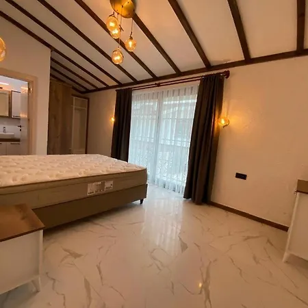 Mustafa Hotel